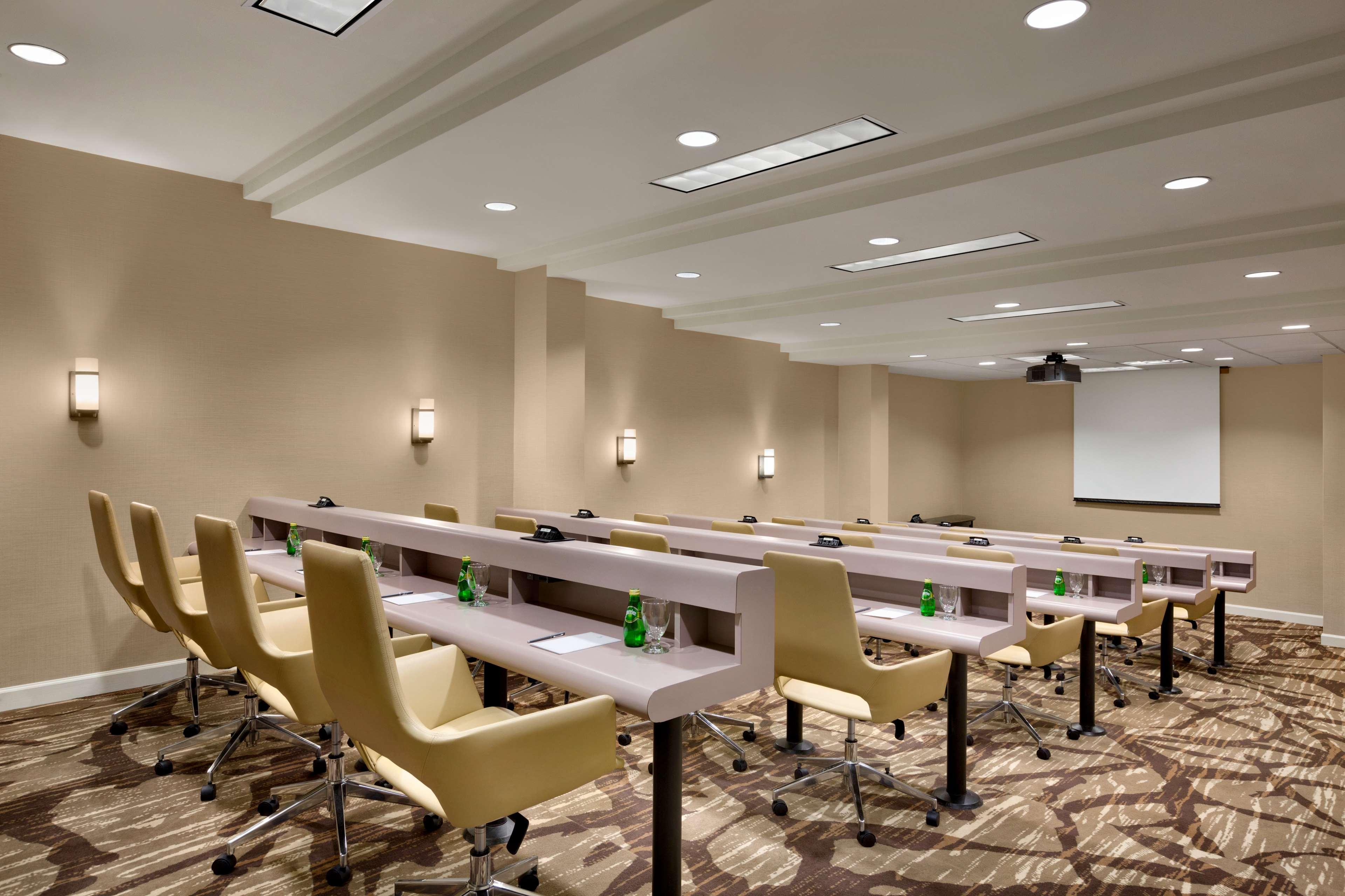 Embassy Suites By Hilton Austin Downtown South Congress Εξωτερικό φωτογραφία