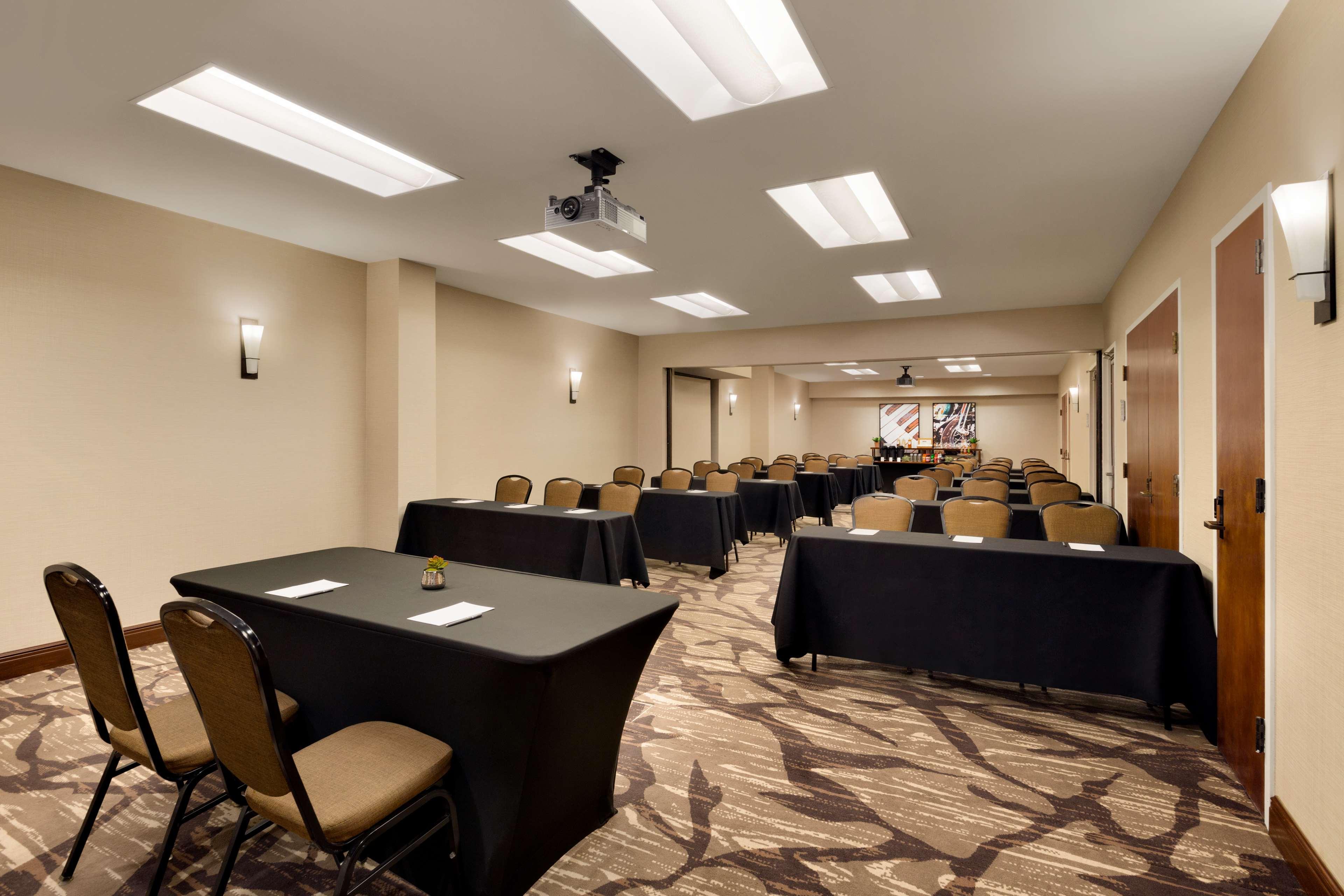 Embassy Suites By Hilton Austin Downtown South Congress Εξωτερικό φωτογραφία