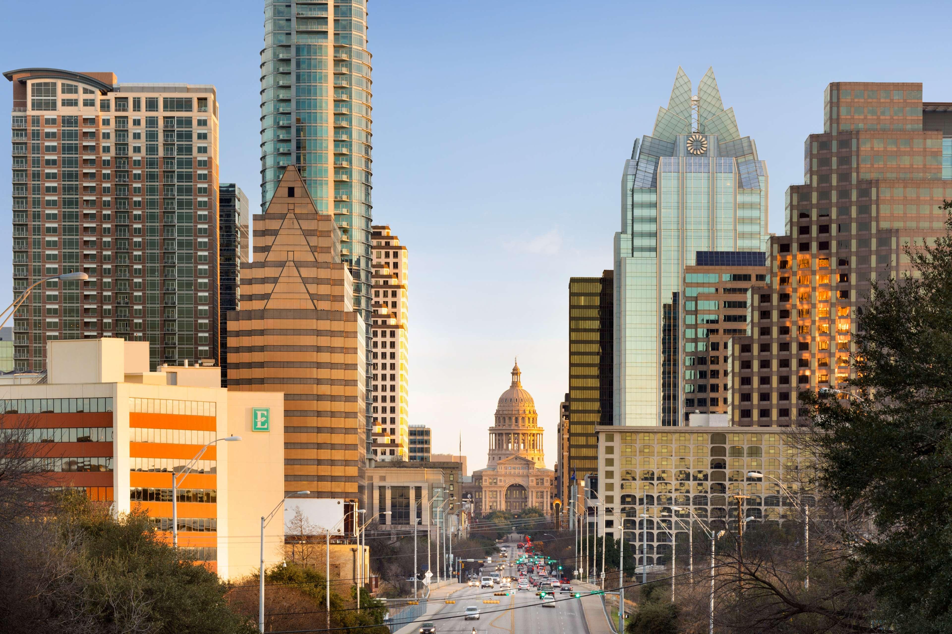 Embassy Suites By Hilton Austin Downtown South Congress Εξωτερικό φωτογραφία