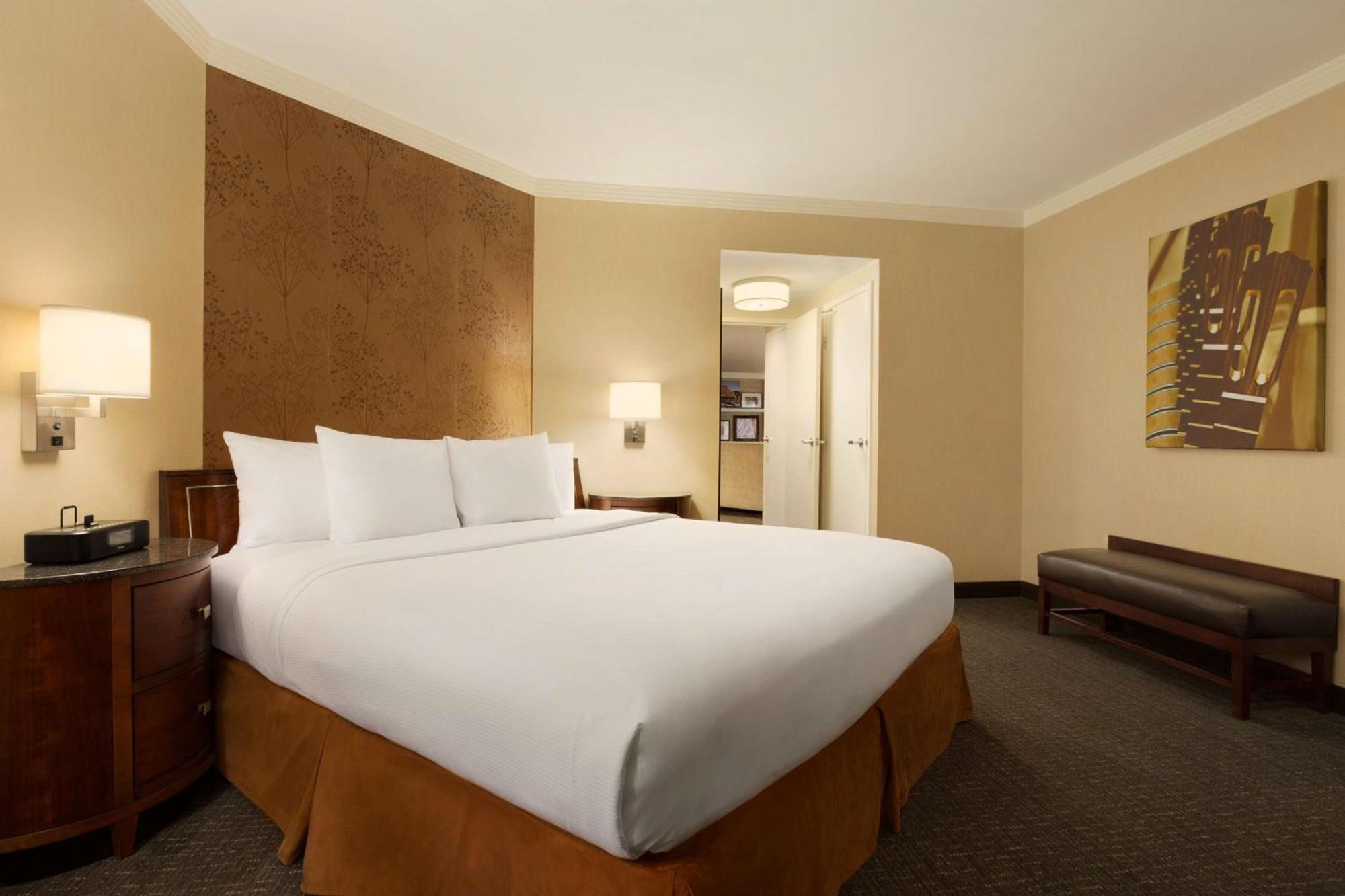 Embassy Suites By Hilton Austin Downtown South Congress Εξωτερικό φωτογραφία