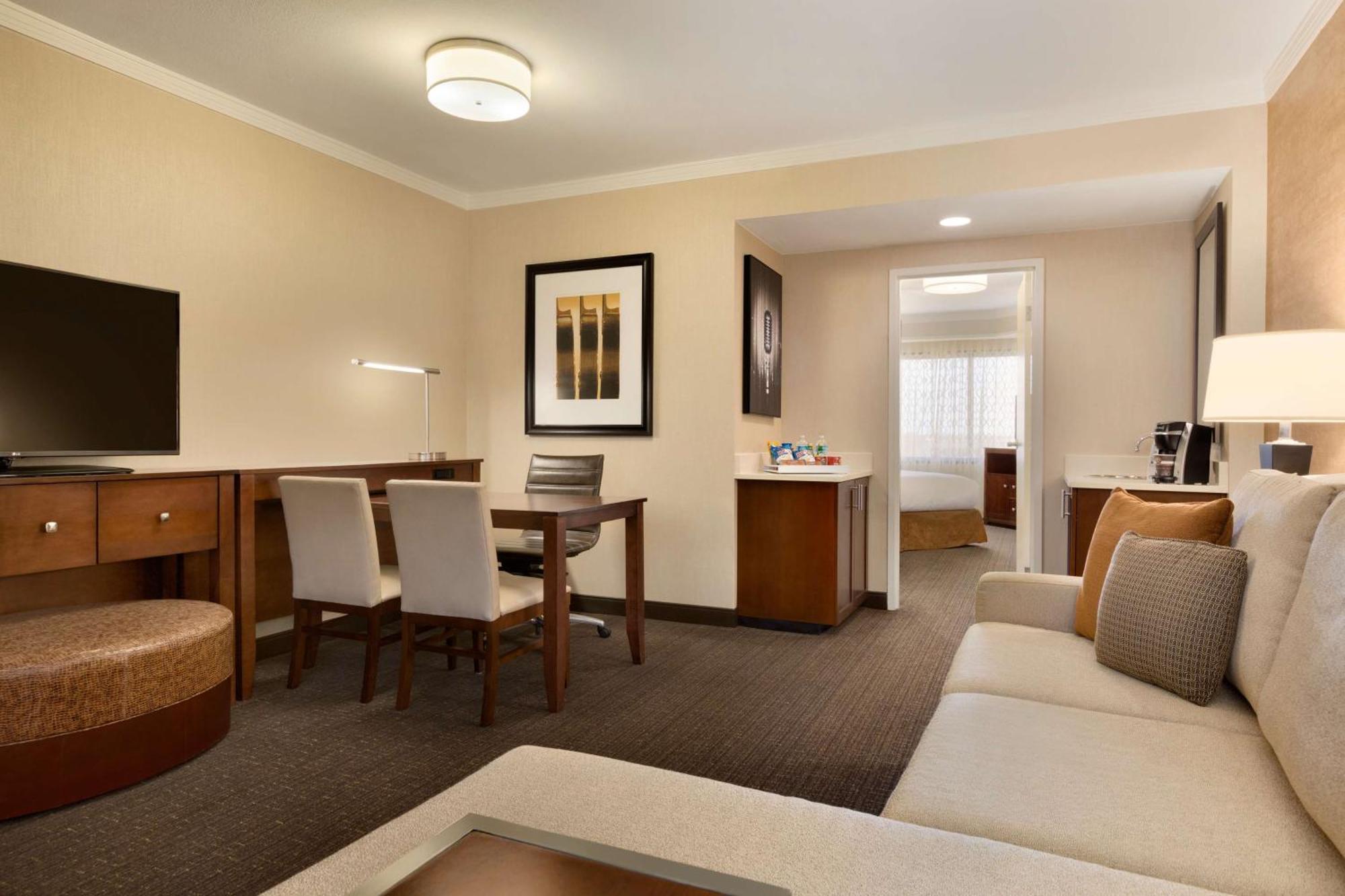 Embassy Suites By Hilton Austin Downtown South Congress Εξωτερικό φωτογραφία